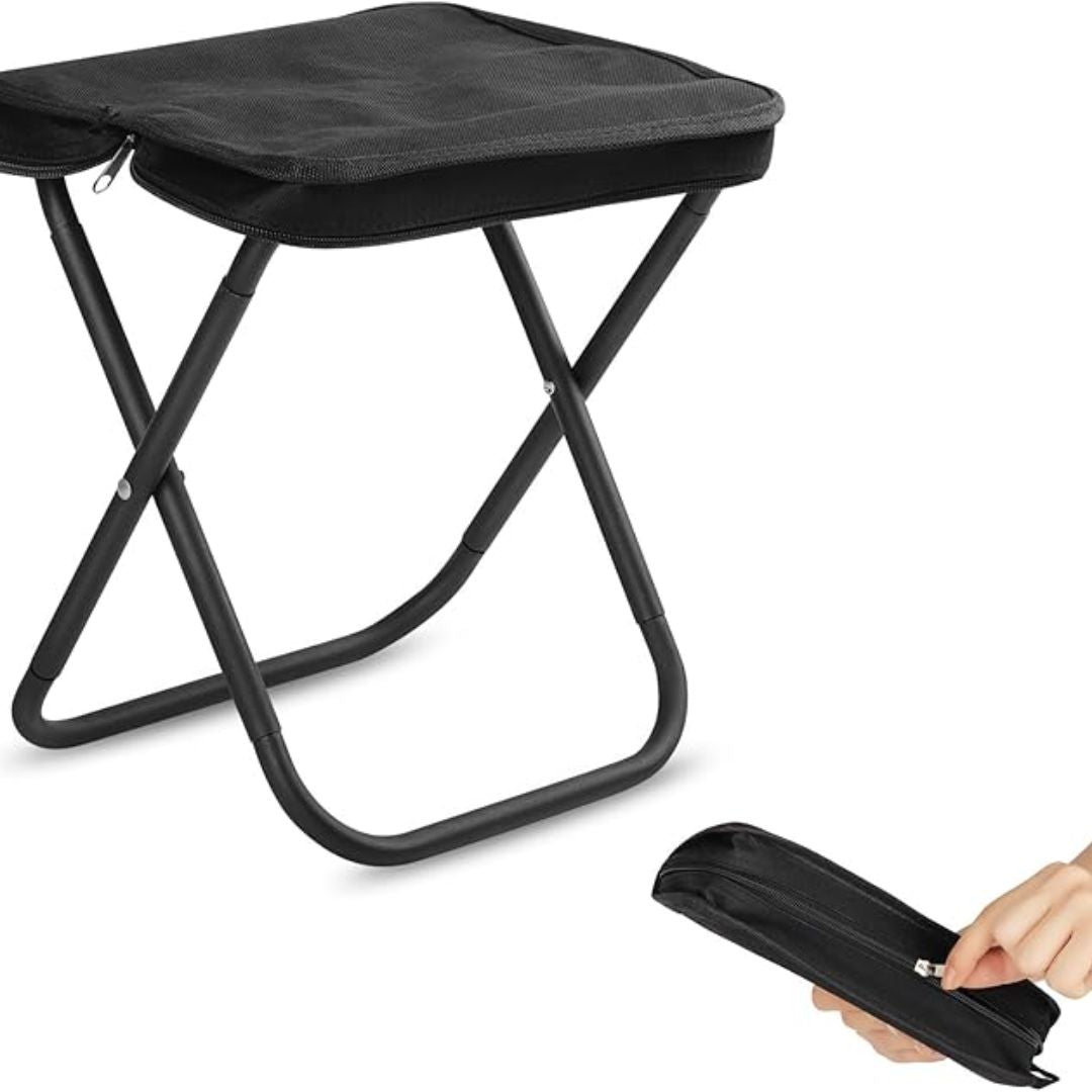 Compact stool for outdoors

