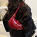 Fashionable shoulder bag

