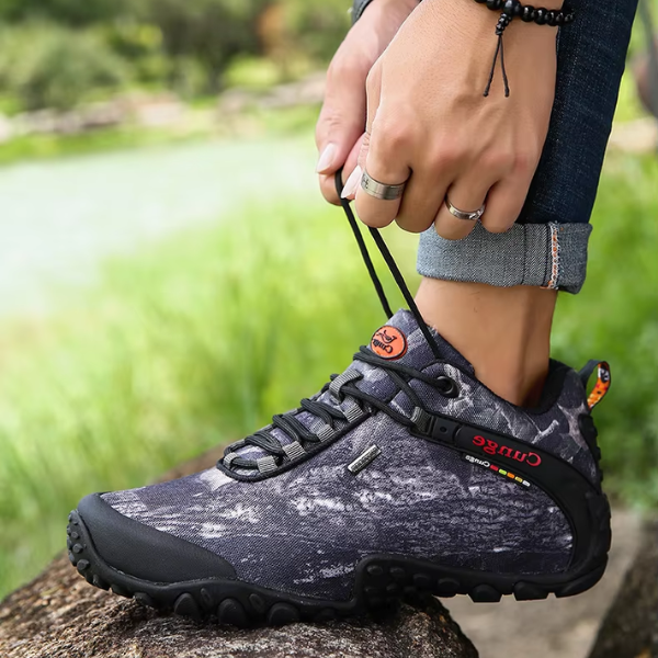 Hiking Anti-Puncture Boots