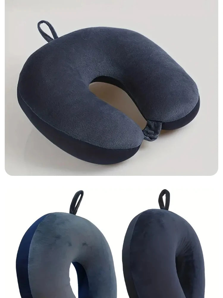 Lightweight travel pillow

