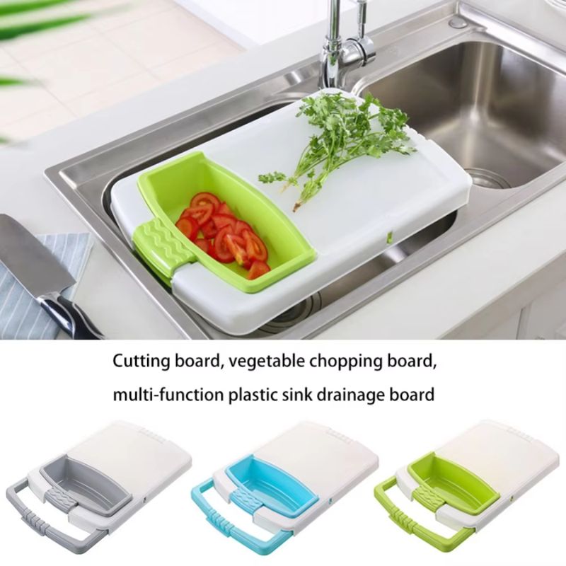 Plastic cutting board with drain

