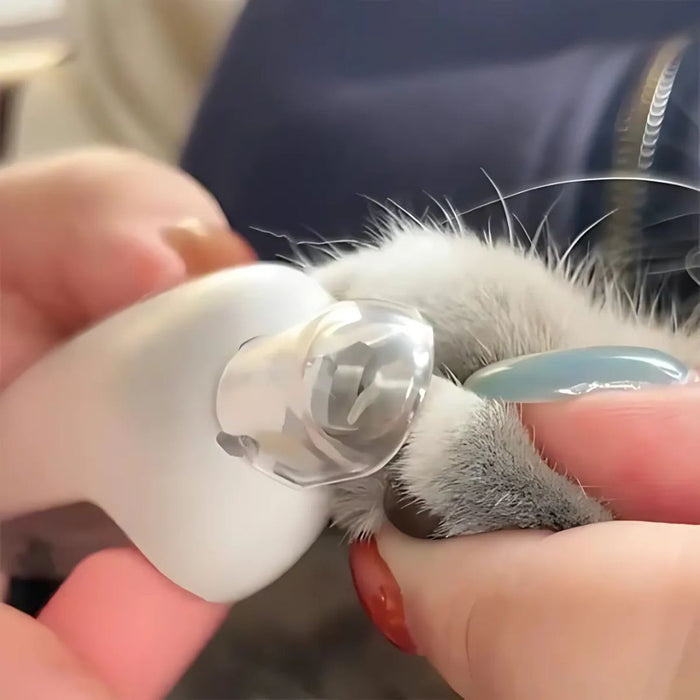 Adjustable nail trimmer
