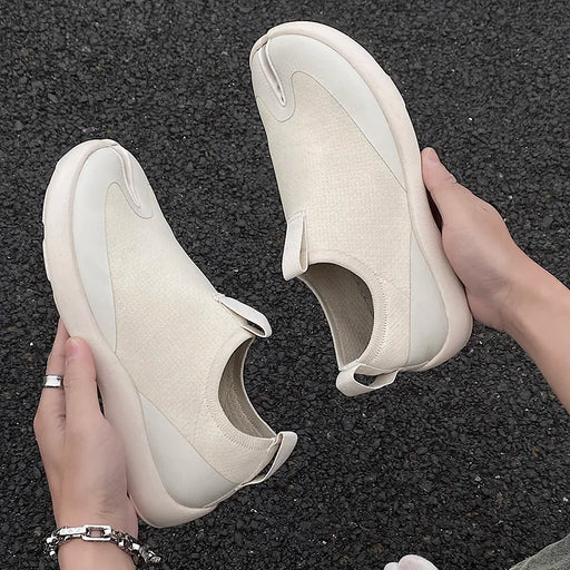 Casual slippers for men and women