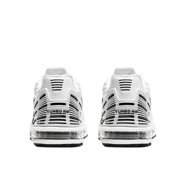 Nike Air Max Plus Tn 3 Sneakers – Cushioned Running Shoes in Bright Black & Fluorescent Green