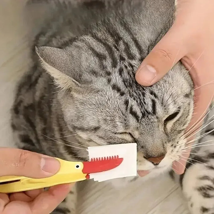 Pet grooming tear stain tool