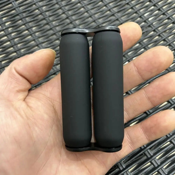 portable hand fidget

