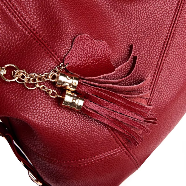 Women’s soft leather bag